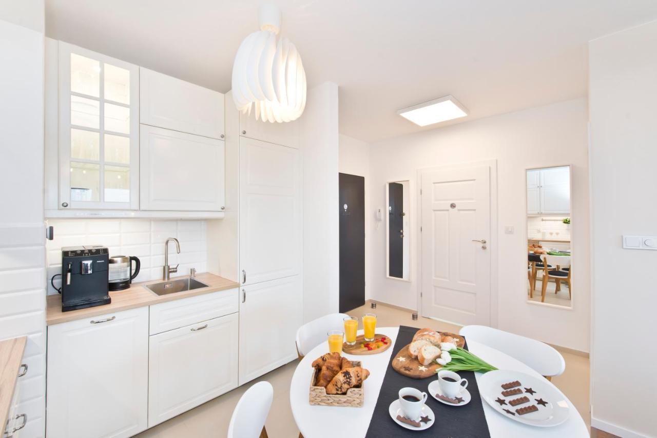 Love In Gdansk Aon Apartments Ngoại thất bức ảnh