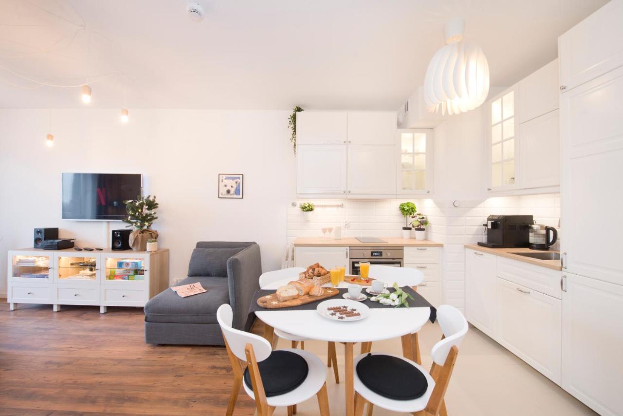 Love In Gdansk Aon Apartments Ngoại thất bức ảnh